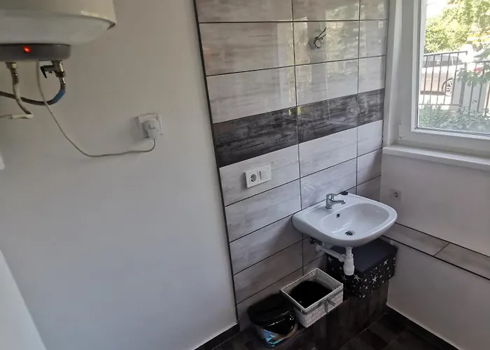 Kazinczy 2 * Balatonalmádi